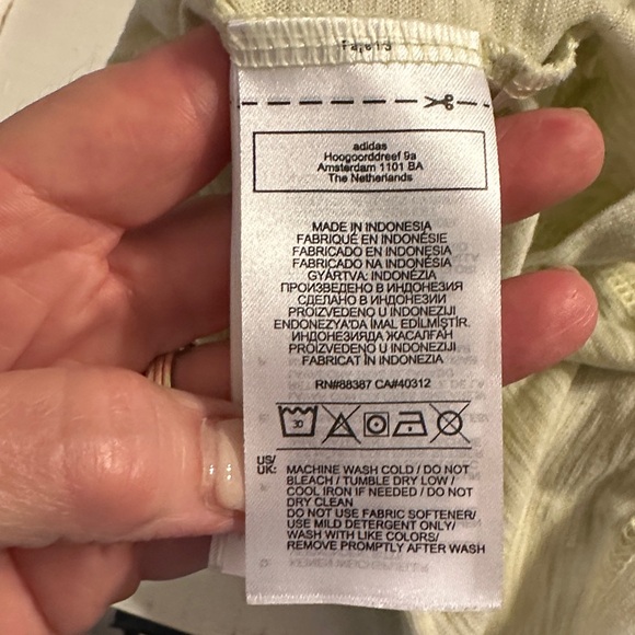 Adidas Tank Top with Yellow Logo - Picture 6 of 7